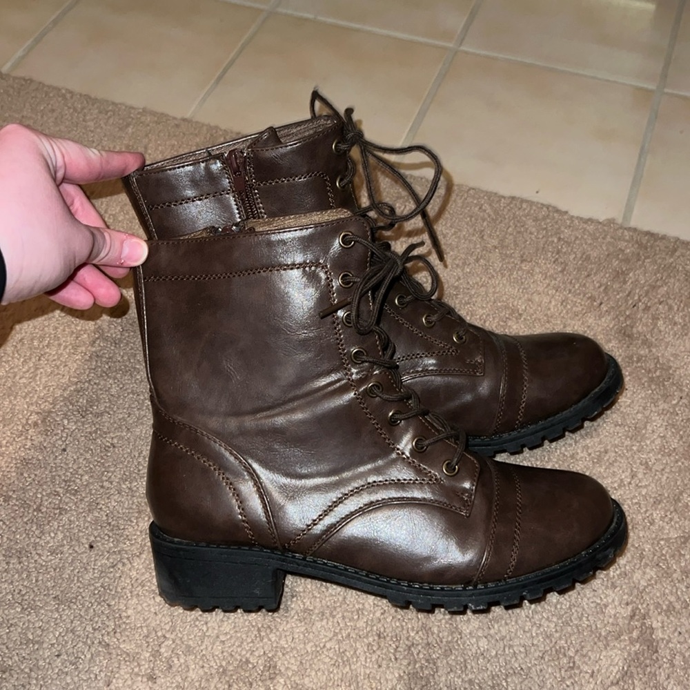 H2K Size 10 Brown Combat Boots